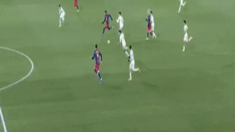 这位运动员表现胜过西班牙前足协主席尴尬一幕，更显幽默